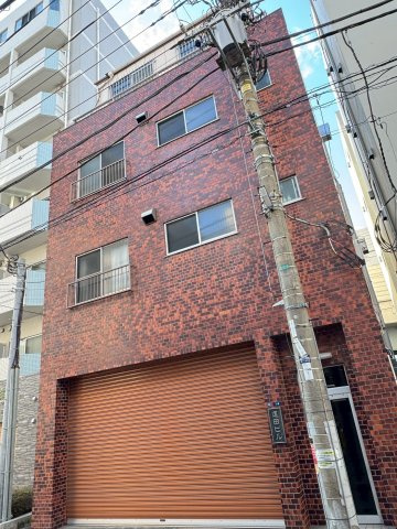 蓮田ビルの外観