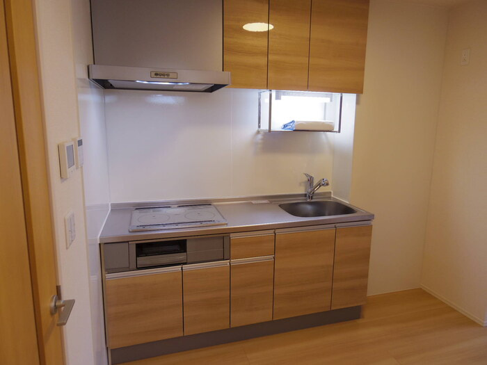 ルナ・エスポワールのキッチン|キッチン（IHｸｯｷﾝｸﾞﾋｰﾀｰ付き)