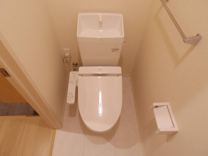 ルナ・エスポワールのトイレ|温水洗浄便座