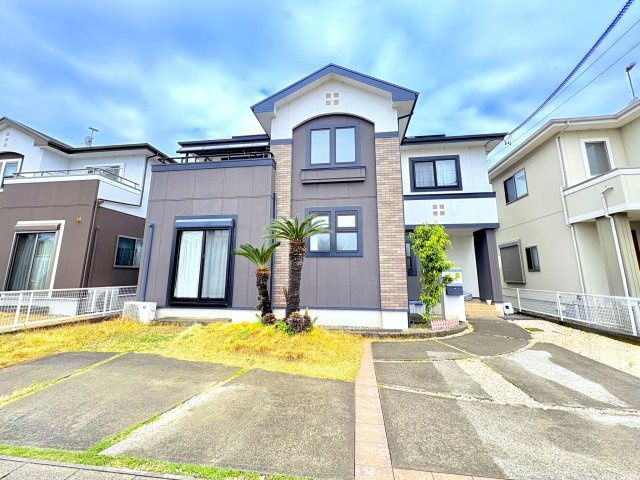 売中古戸建　湖西市新居町新居の外観|ベイリーフ新居エリア内で南向きの日当たりの良い物件です。