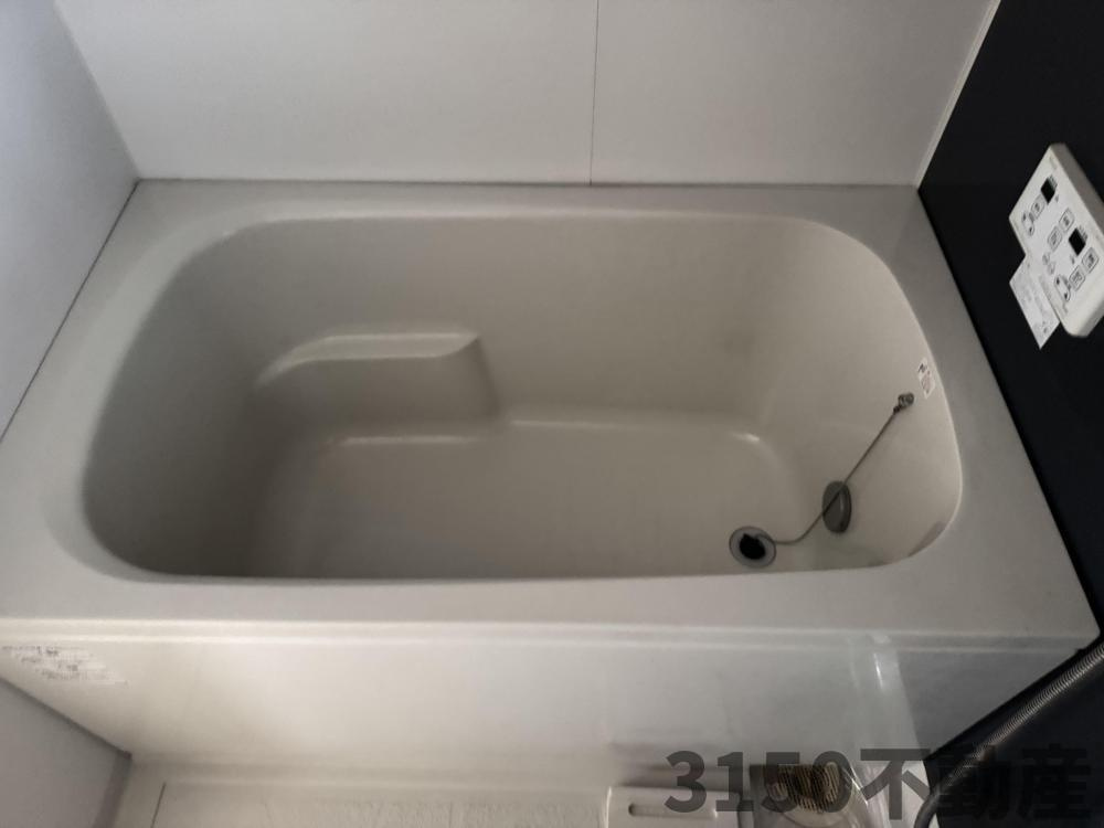 第一辻ビルの浴室