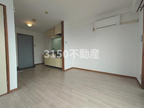 白山パレドールの居間・リビング