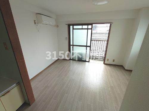 白山パレドールの居間・リビング