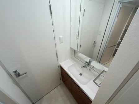 ルミーク文京千石の洗面所|広い洗面スペース