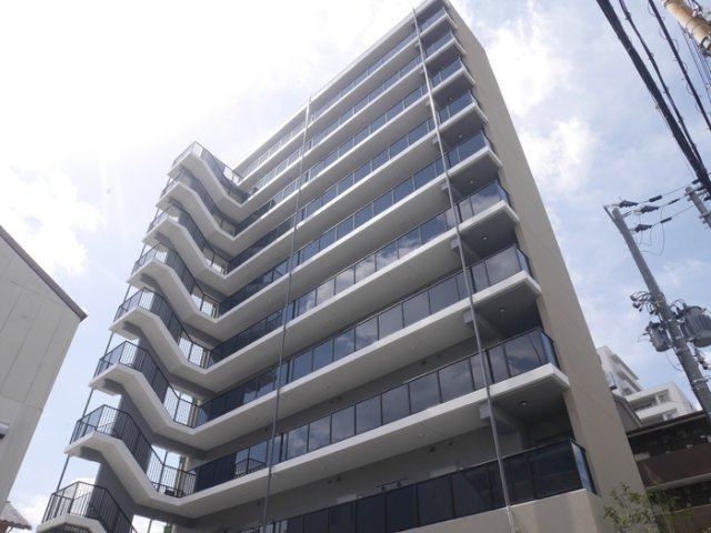 ストーリア茨木の外観