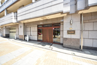 【エントランス】