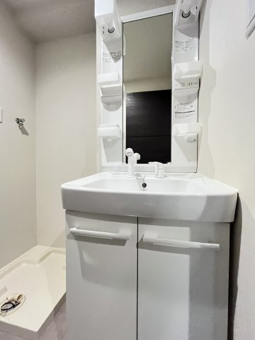 KORE・YIELD神戸北の洗面所|忙しい朝には欠かせない洗面所です