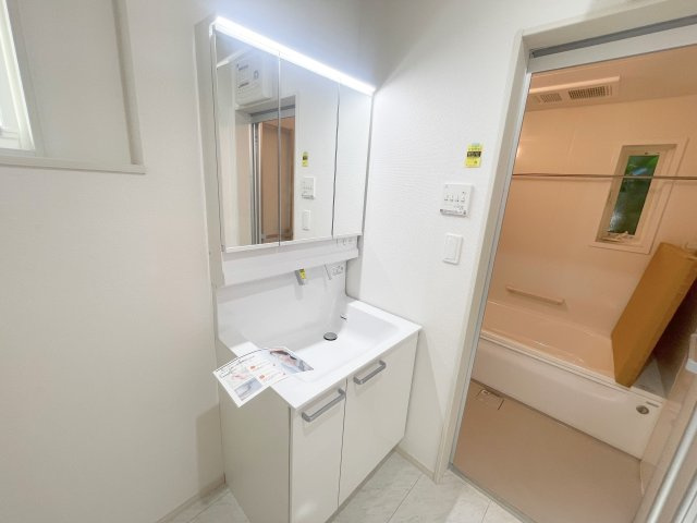 狭山市狭山の独立洗面台|独立洗面化粧台付き