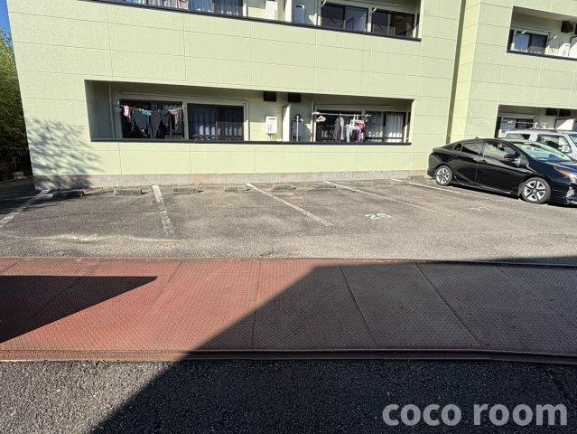 都田ハイツの駐車場