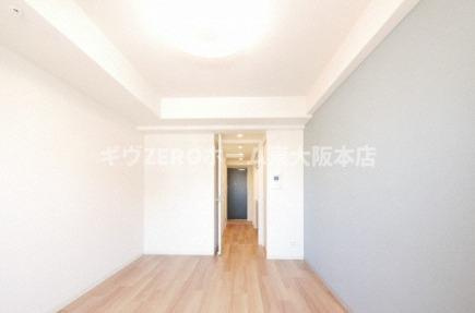 プレサンス谷町九丁目駅前の内装