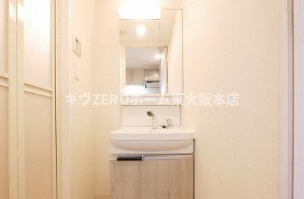 プレサンス谷町九丁目駅前の洗面所