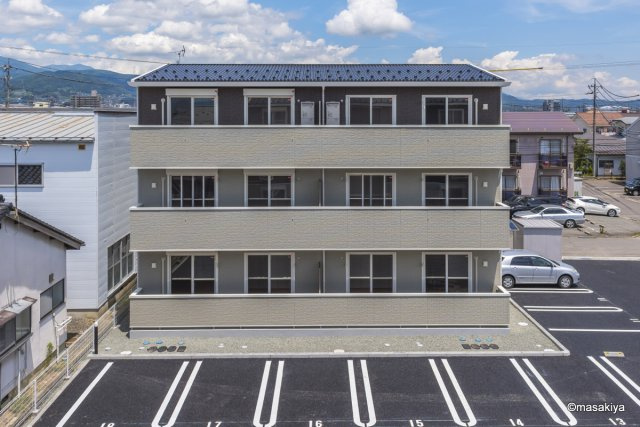 ベレッツァ　Bの外観