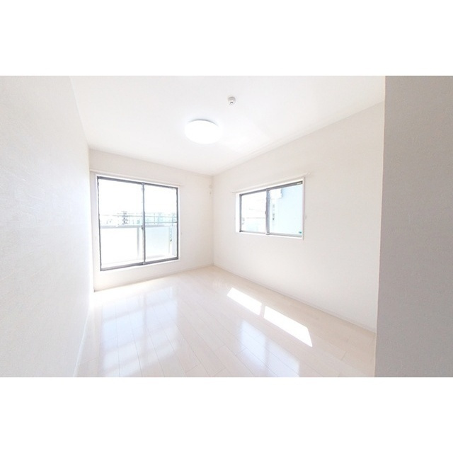 RC　フォルテ　100の内装