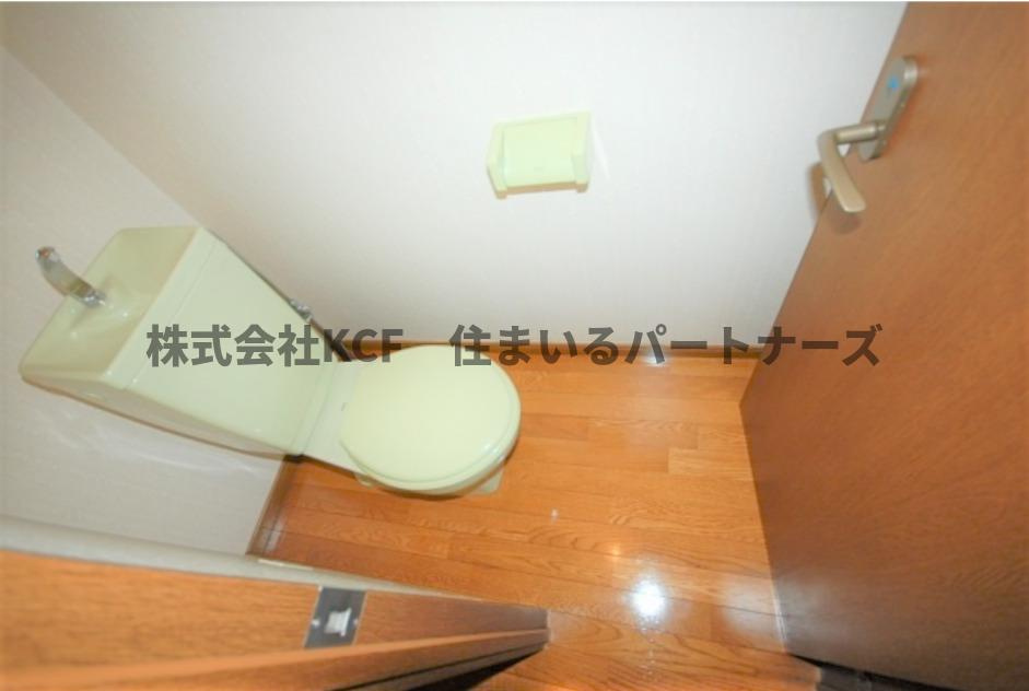 プレアール東合川のトイレ|落ち着いた色調のトイレです