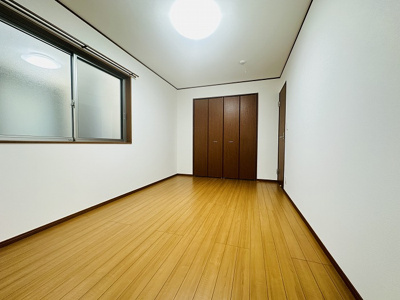 【洋室】 | 岡崎市松橋町1丁目戸建