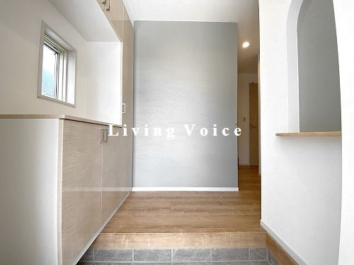 【玄関】 | 【仲介手数料０円】厚木市妻田東3丁目2期　新築一戸建て | 厚木市妻田東3丁目2期　新築一戸建て