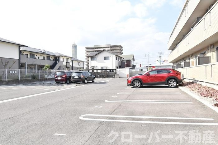 ロータス宇多津の駐車場|駐車場