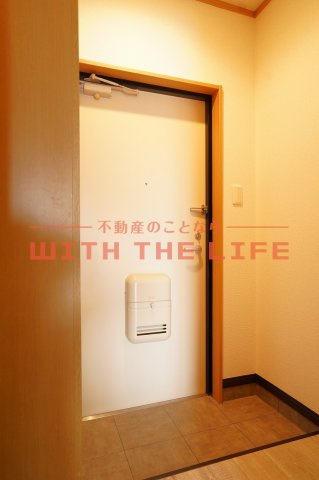 ピースフルV【キャッシュバック対象物件】の玄関|収納もある玄関です