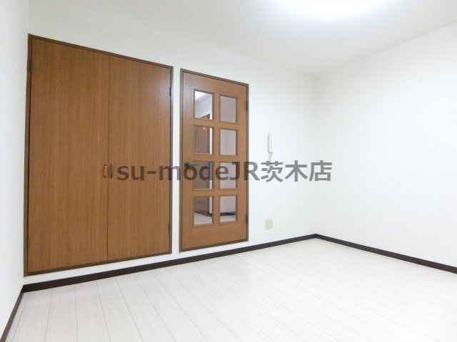 末広13番館の寝室