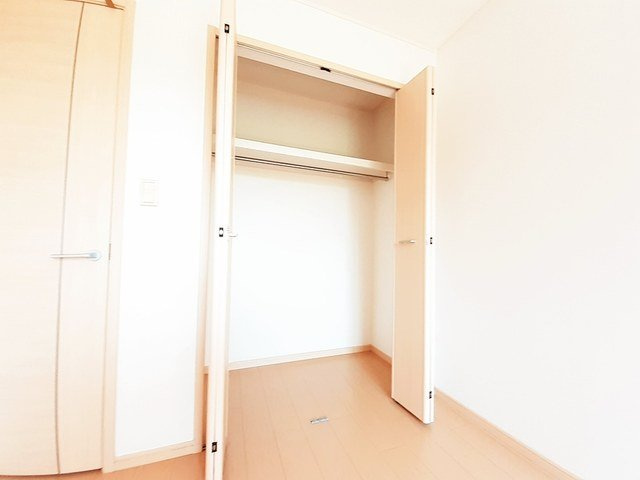 ビッグ　シャトーＢの収納