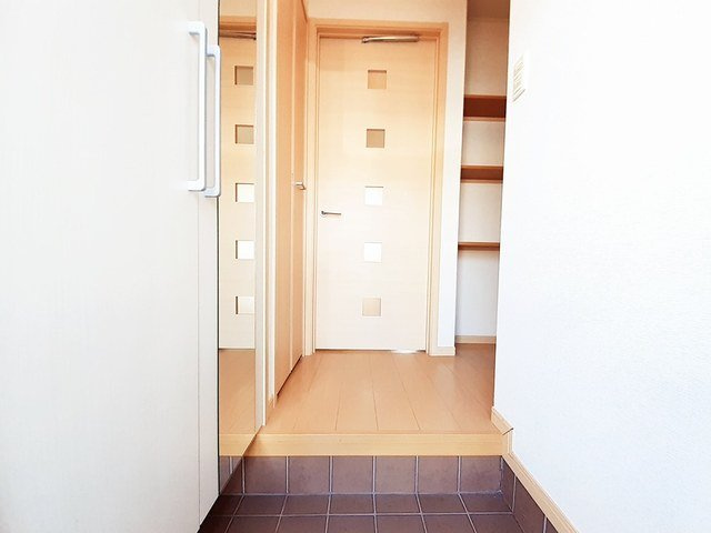 ビッグ　シャトーＢの玄関