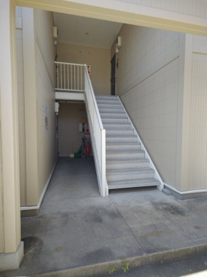 【ロビー】 | ヴィヴァン・ノール | 落ち着いたロビーです