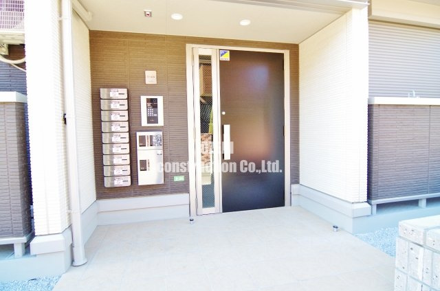 インペリアル東柳田のエントランス