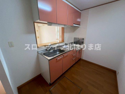 【洋室】 | ヴェルサン・アベニュⅡ