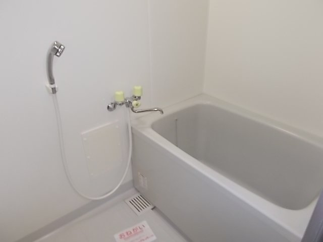 スクエアガーデンの浴室