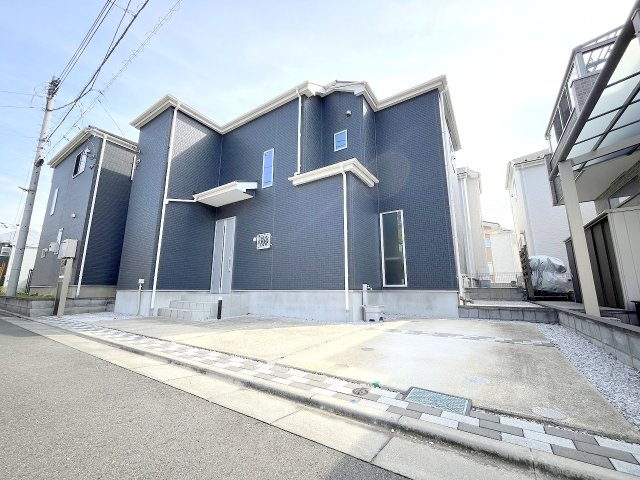 昭島市大神町四丁目　中古戸建の外観