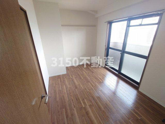 セントラルハイツ野瀬 WESTの居間・リビング