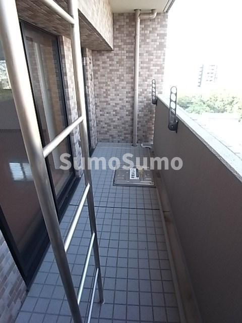 リーガル神戸三宮山手のバルコニー