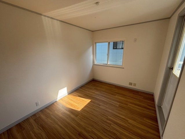坂戸市島田　中古戸建　東武東上線『北坂戸駅』2.9km　【勝呂小学区】の洋室