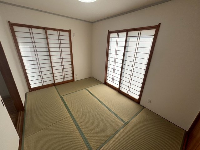 坂戸市島田　中古戸建　東武東上線『北坂戸駅』2.9km　【勝呂小学区】の和室