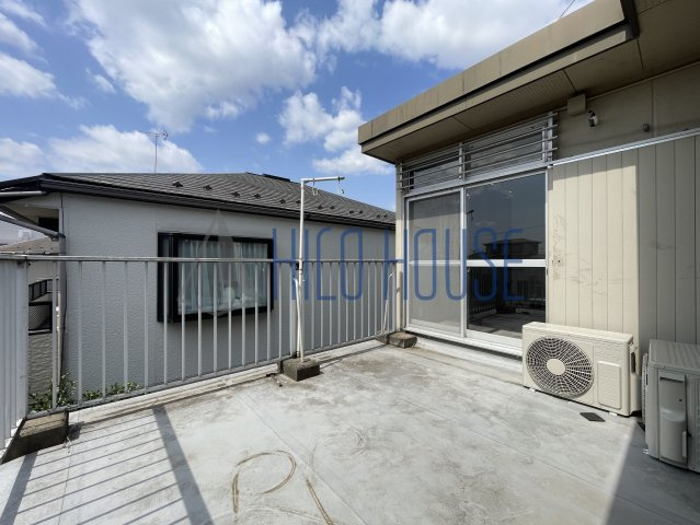 デザイナーズ戸建て　上尾市二ツ宮のバルコニー