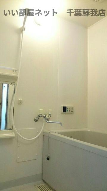 ハイツミチの浴室|コンパクトで使いやすいお風呂です