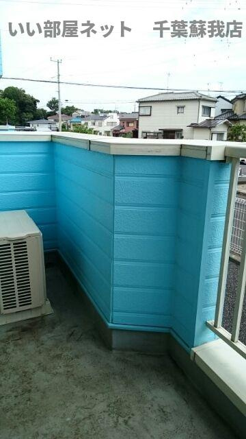 ハイツミチのバルコニー|暖かな日差しのふりそそぐバルコニー