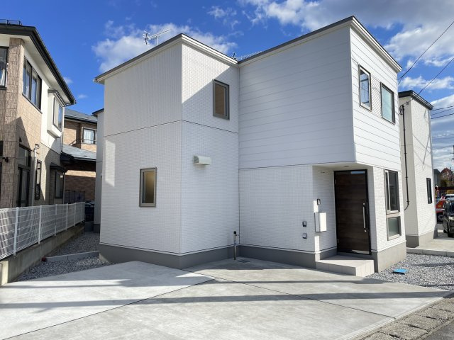 八戸市白銀4丁目の外観