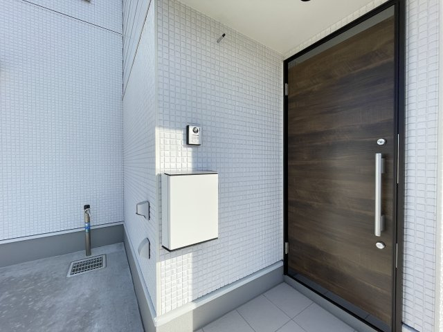 八戸市白銀4丁目の玄関