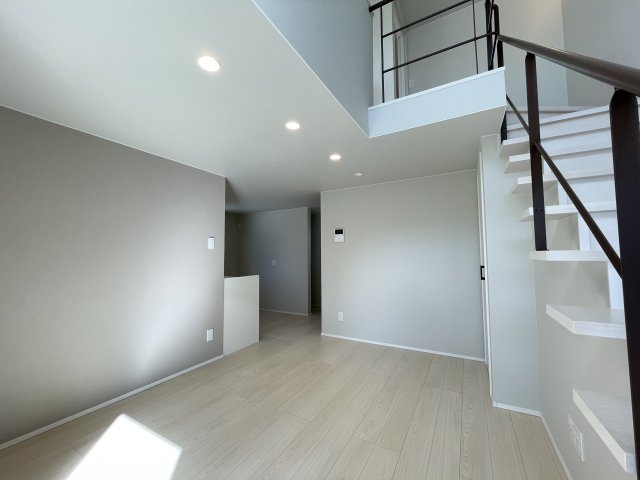 八戸市白銀4丁目の洋室