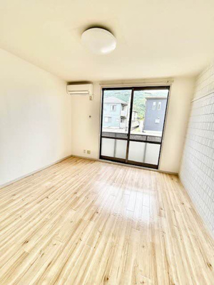 【居間・リビング】 | ハイツ樫の前　Ａ棟