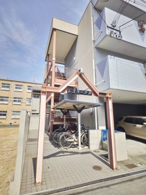 【エントランス】 | レスターテⅣ | ゆとりのあるエントランスです