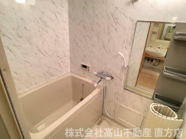 直方市大字感田のアパートの浴室