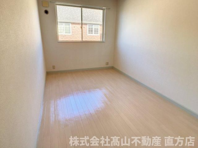 直方市大字感田のアパートの内装