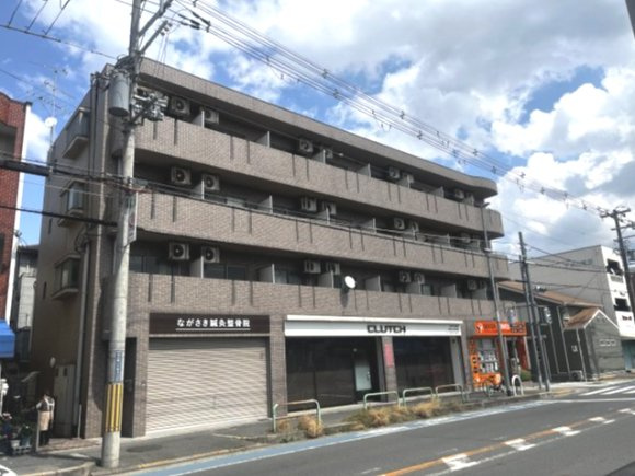 【外観】 | 小阪パームコート | 外観は落ち着いています