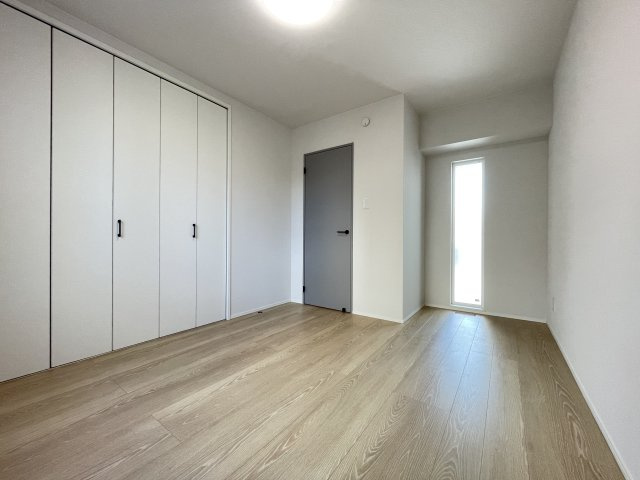 八戸市白銀4丁目の洋室