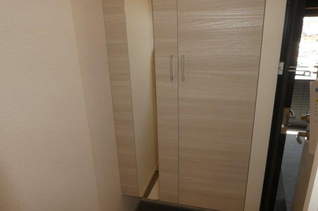 ルナⅦの内装|シューズボックス