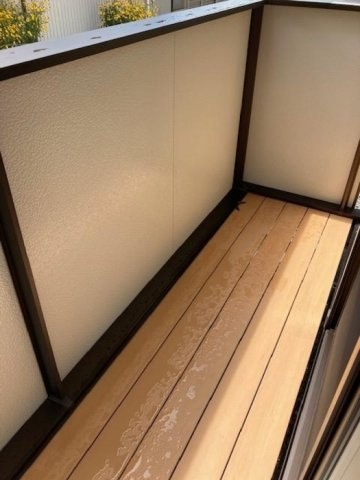 ラベージュのバルコニー|バルコニー