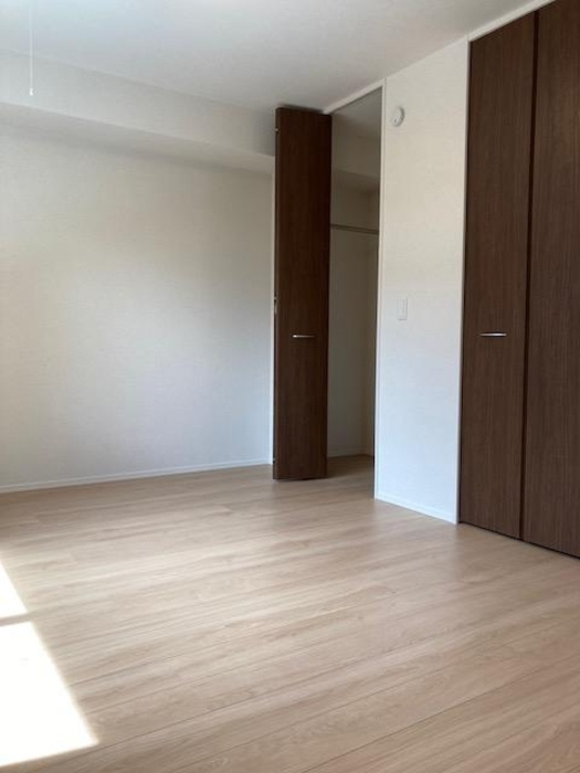 ラベージュの内装|洋室