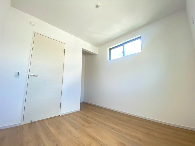 【価格改定】長岡京市奥海印寺太鼓山の洋室|お子様部屋や書斎にもぴったりの洋室です！